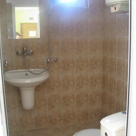 Dea Guest 2* Nesebar