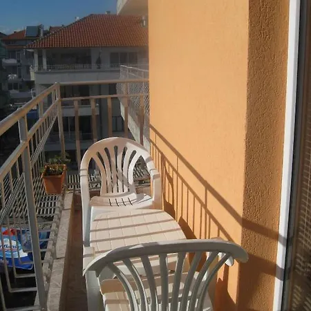 Dea Guest 2* Nesebar